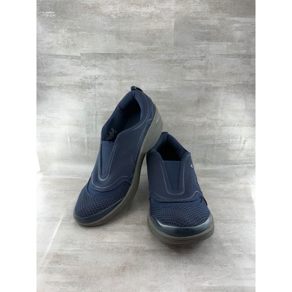 Bzees Derive Navy Blue Slip On Sneakers Women Sz 9.5M Comfort Walking Shoes